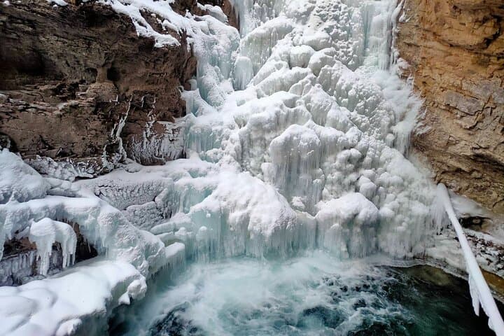 Full-Day Rockies Winter Tour: Lake Louise, Johnston Canyon & Emerald Lake photo 4