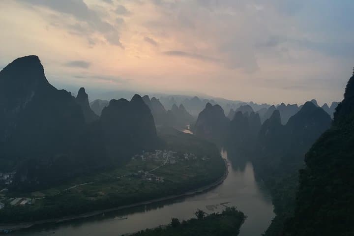 Yangshuo Li River Electric Boat, Xianggong Hill & Yulong River Biking Tour photo 2