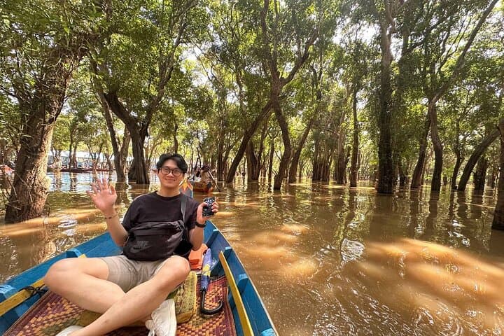 Kompong Phluk Floating Village & Tonle Sap Mangrove Cruise — Half-Day from Siem Reap photo 6