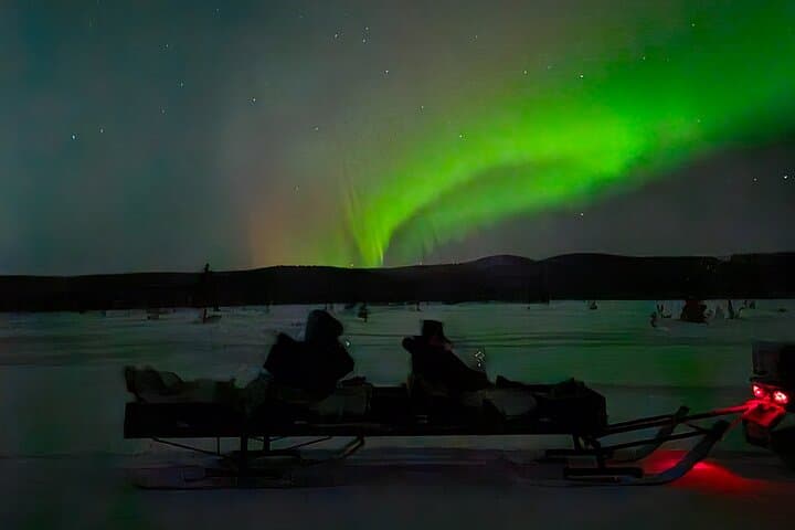 Reindeer Sleigh & Northern Lights Tour in Jukkasjärvi photo 5