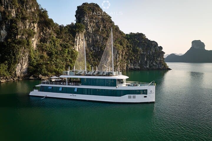 Lan Ha Bay Day Cruise on JadeSails: Kayak, Caves & Hidden Lagoons