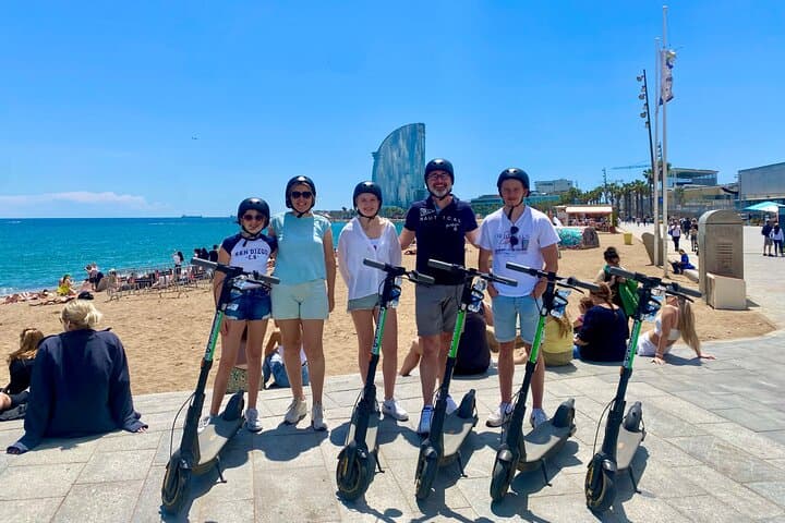 Barcelona Panoramic E-Scooter and E-Bike Tour — Coastal Sights, Gothic Streets & Sagrada in 1–2 Hours
