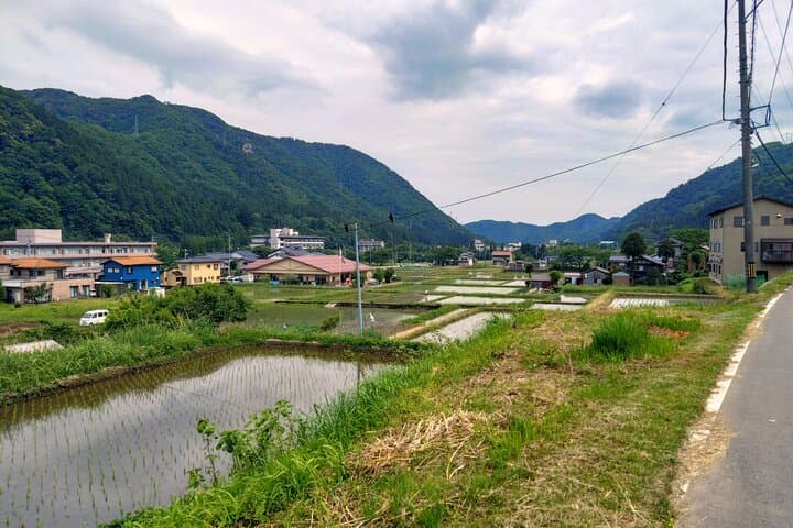 Kutani Full-Day Cycling Tour: Ride Through Kutani Ceramics & Onsen Villages photo 6
