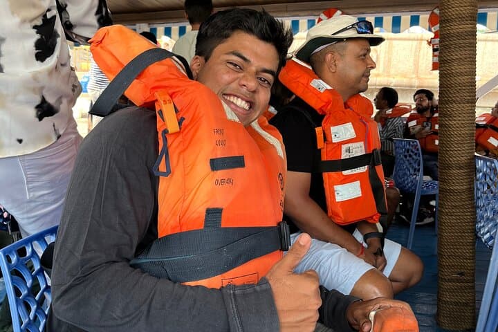 Mumbai Highlights and Elephanta Caves: Full-Day Sightseeing Tour photo 4