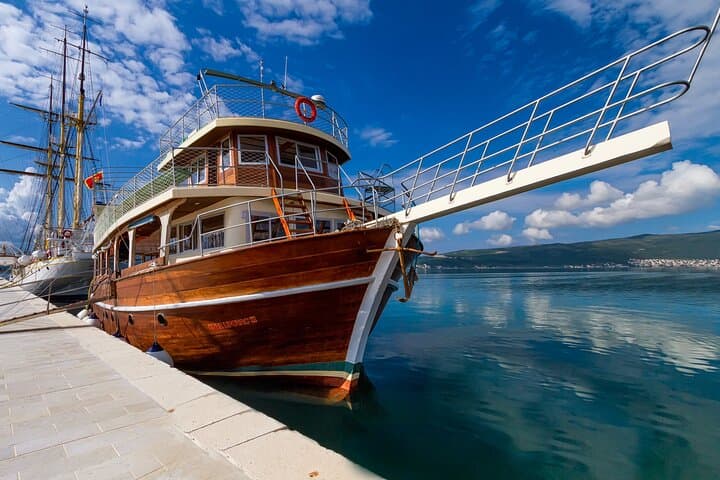 Full-Day Boka Bay Cruise from Budva: Kotor, Perast, Blue Cave & Miriste Lagoon photo 2