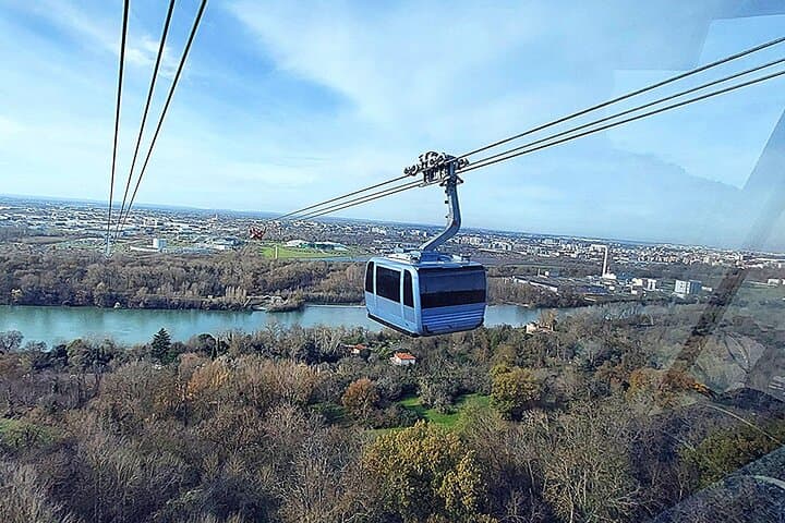Panoramic Toulouse E-Bike Tour with Téléo Cable Car — Garonne to Canal du Midi photo 2