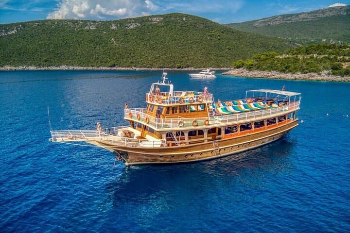 Full-Day Boka Bay Cruise from Budva: Kotor, Perast, Blue Cave & Miriste Lagoon