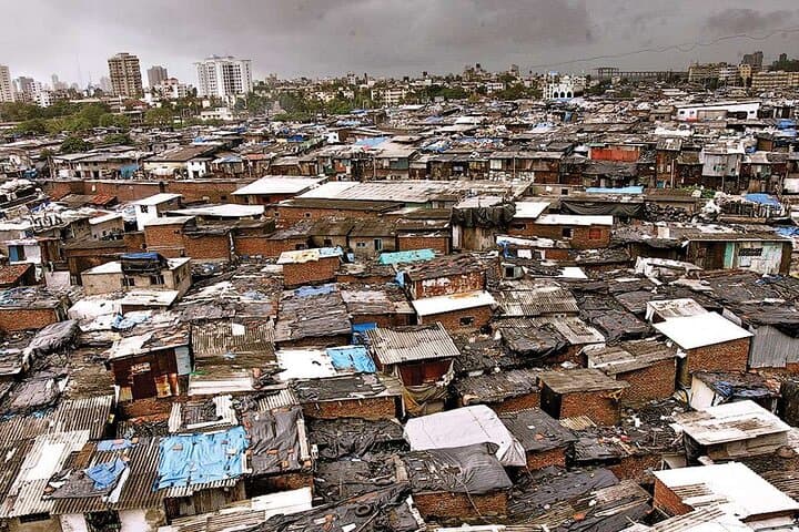 Dharavi Slum Walking Tour with Masala Chai: Mumbai Cultural Immersion
