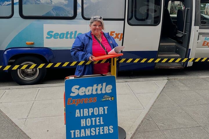 Pier 66 to Sea‑Tac Airport Transfer — Seattle Cruise Shuttle photo 1