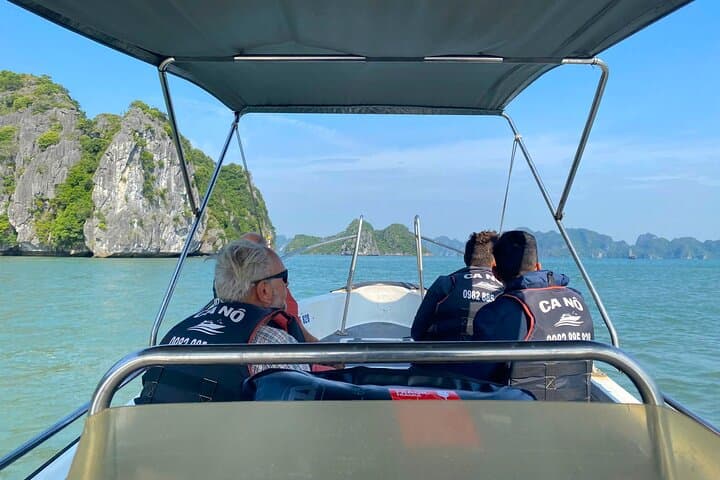 Private Canoe Tour from Tuan Chau: Halong & Lan Ha Bay Highlights photo 5