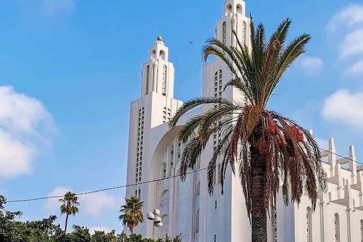 Casablanca Guided City Tour: Hassan II Mosque, Old Medina & Corniche photo 4