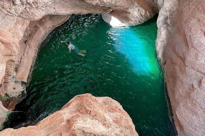 Oman’s Wadi Shab, Fins Beach, and Bimmah Sinkhole: Private Day Adventure from Muscat