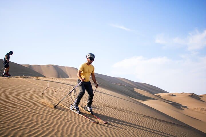 Sand Skiing and 4x4 Dune Runs in Lomas de Ancón photo 4