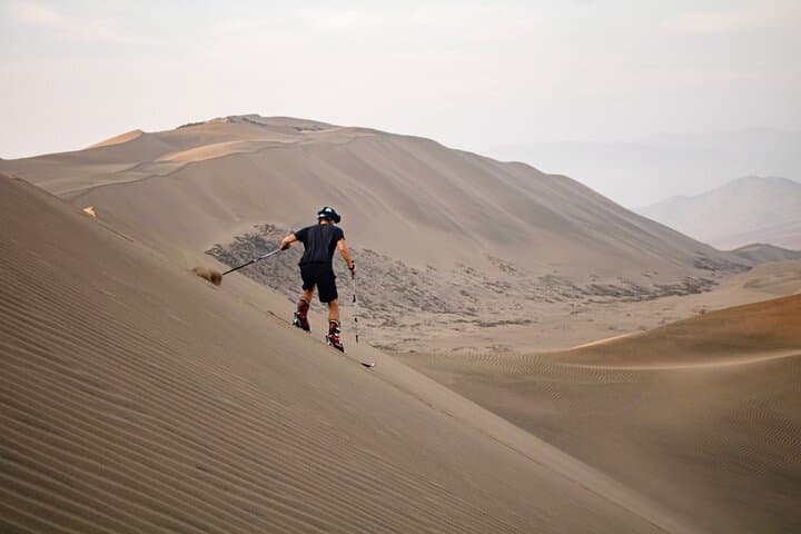 Sand Skiing and 4x4 Dune Runs in Lomas de Ancón