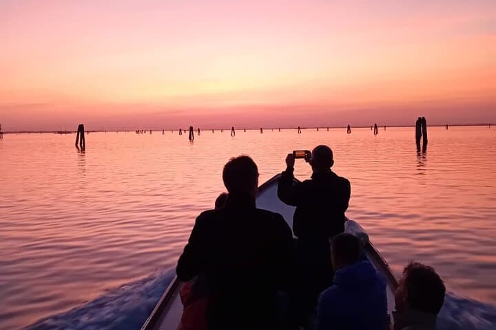 Vintage Boat Tour of Venice's Magic Islands: Murano, Burano & Torcello photo 2