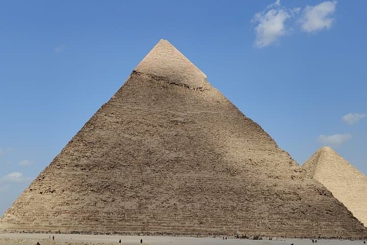Private Day Tour: Giza Pyramids, Sphinx, Saqqara & Memphis — Full-Day Archaeological Walk photo 2