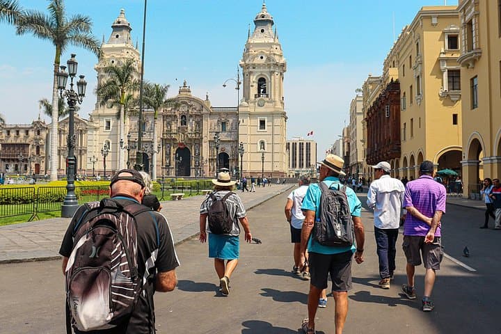 Lima Evening City Tour from Callao: San Francisco, Plaza de Armas & Magic Water Circuit photo 2