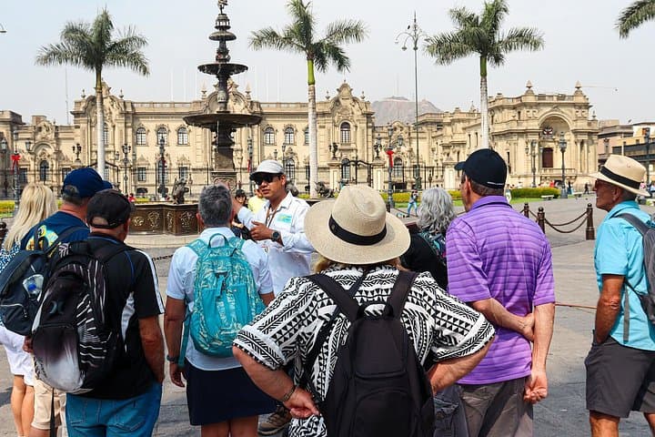 Lima Evening City Tour from Callao: San Francisco, Plaza de Armas & Magic Water Circuit photo 4