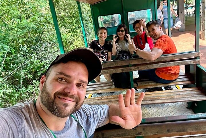 Two-Day Iguazu Falls Experience: Brazil & Argentina with Bird Park photo 3