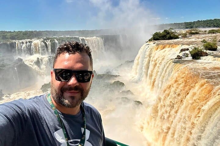 Two-Day Iguazu Falls Experience: Brazil & Argentina with Bird Park
