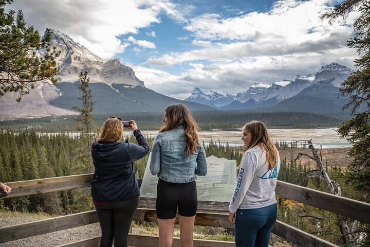 4-Day Coho Tour: Highlights of Banff & Jasper National Parks photo 3