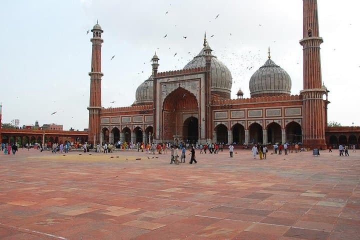 3-Day Spiritual Journey to Varanasi and the Ganges (Train Included) photo 1