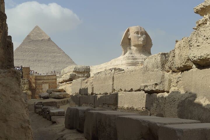Private Day Tour: Giza Pyramids, Sphinx, Saqqara & Memphis — Full-Day Archaeological Walk photo 5