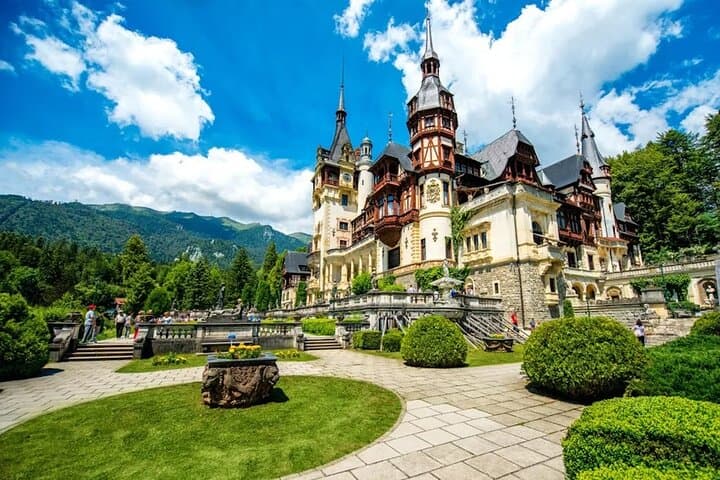 Sinaia Castles: Peles & Iulia Hasdeu Day Trip from Bucharest photo 6