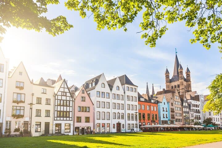 Private Brussels to Cologne Transfer with 2-Hour Sightseeing Stop (Leuven, Maastricht, Liège) photo 4