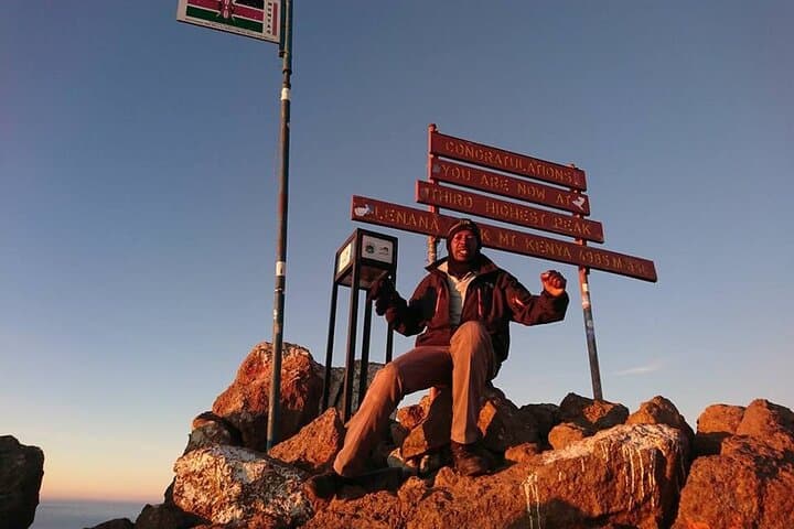 6-Day Mount Kenya Climb: Sirimon Route to Point Lenana photo 4