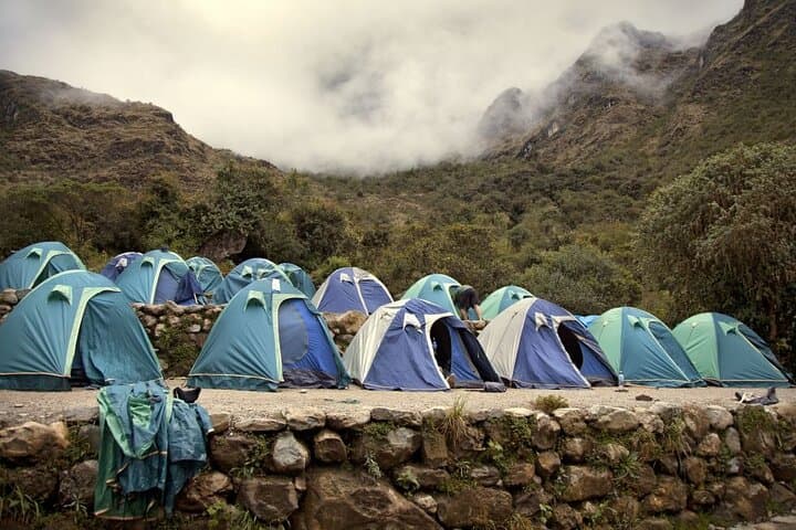 Short Inca Trail 2D/1N: KM 104 Wiñayhuayna to Machu Picchu photo 6