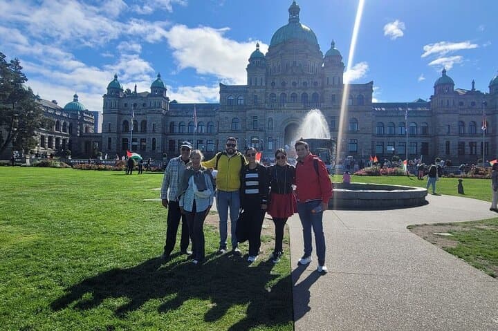 Private Victoria City Highlights Walking Tour — Inner Harbour, Empress & Chinatown photo 3
