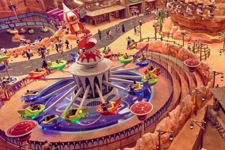 Warner Bros. World Abu Dhabi: Practical Guide to Rides, Pickup & Planning photo 4