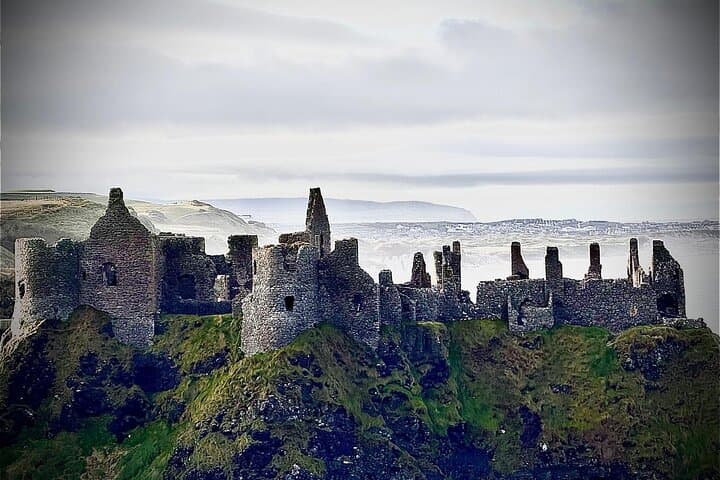 Private Luxury Giant's Causeway Tour from Dublin: Dunluce Castle & Dark Hedges photo 6