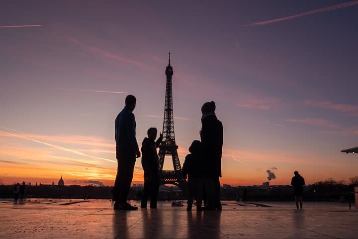 Sunrise Paris Walking Tour: Beat the Crowds and Capture the City at Dawn