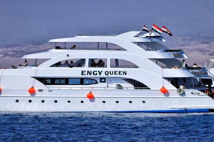 Luxury VIP Yacht to White Island & Ras Mohammed — Full-Day Snorkel Trip from Sharm El Sheikh photo 1