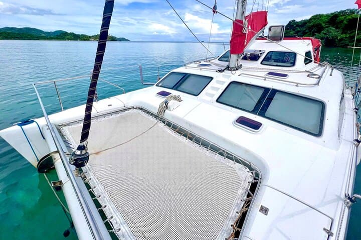 Private Catamaran Cruise to Portobelo Beaches: Snorkeling, Mangroves & Lunch photo 2