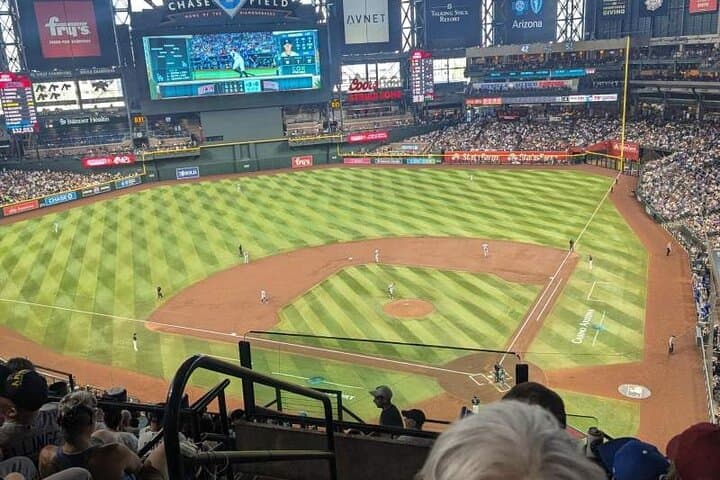 Arizona Diamondbacks Game Tickets at Chase Field — Stadium Guide & What to Expect photo 3