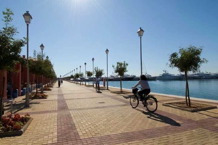 Vouliagmeni Thermal Lake and Temple of Poseidon Private Tour from Athens photo 4