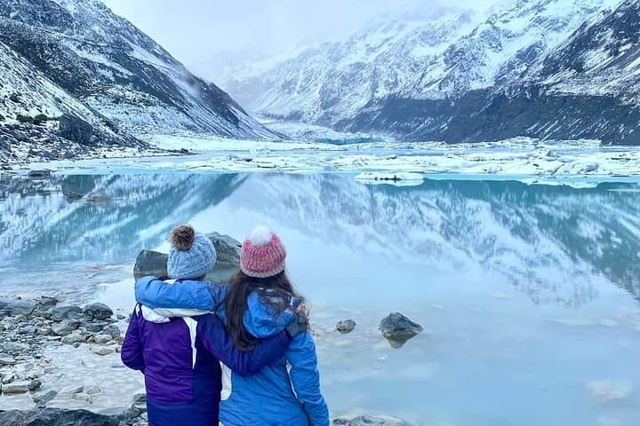 Aoraki/Mount Cook Day Trip from Christchurch: Lake Tekapo, Tasman Glacier & Lavender photo 4