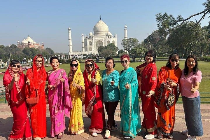 Same-Day Taj Mahal Tour from Delhi: Private Agra Trip via Yamuna Expressway photo 2