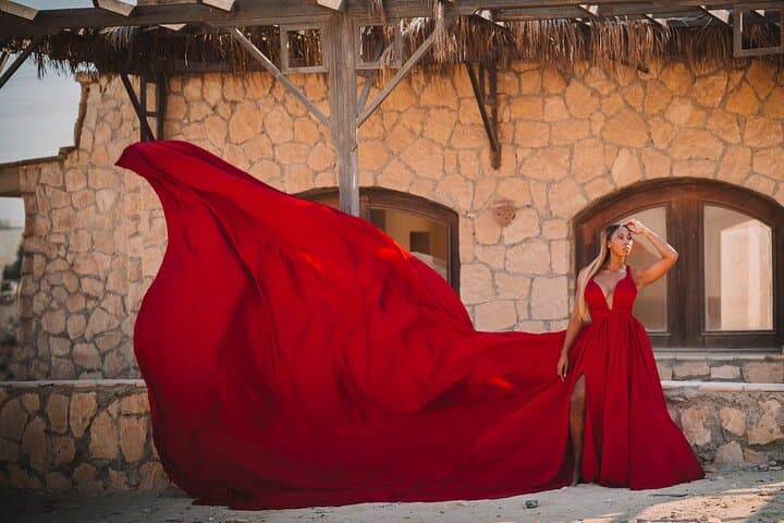 Giza Flying Dress Photoshoot: Private 4-Hour Pyramids Experience photo 3