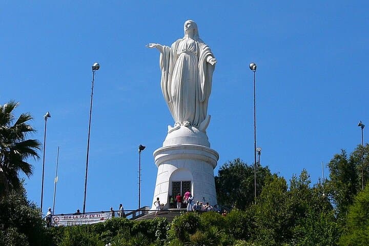 Private Santiago Walking Tour: Historic Center, San Cristobal & Local Markets