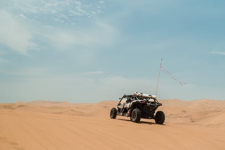 Huacachina UTV and Sandboarding: 1-Hour Private Dune Adventure photo 4