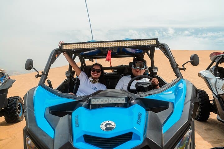 Huacachina UTV and Sandboarding: 1-Hour Private Dune Adventure photo 2
