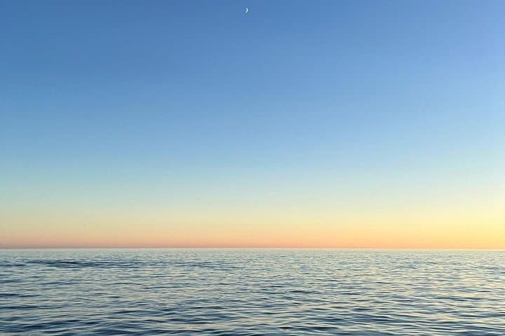 Sunset Boat Cruise to Cape Espichel — Small-Boat Evening Tour from Sesimbra photo 4