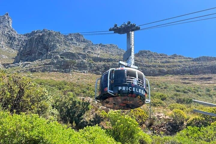 Full-Day Cape Town Sightseeing: Table Mountain, Bo-Kaap & Castle photo 4