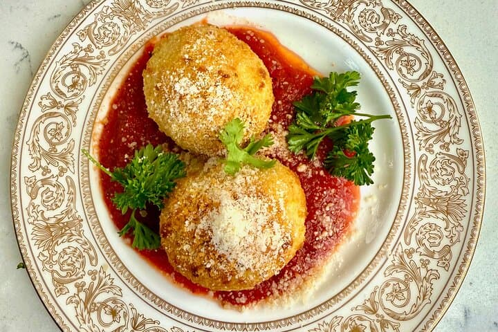 Fort Lauderdale Historic District Food Tour: Old Town Tasting Experience photo 2