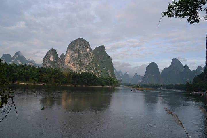 Li River Cruise & Yulong Bamboo Rafting — Sunset on Cuiping Hill (Guilin to Yangshuo) photo 2