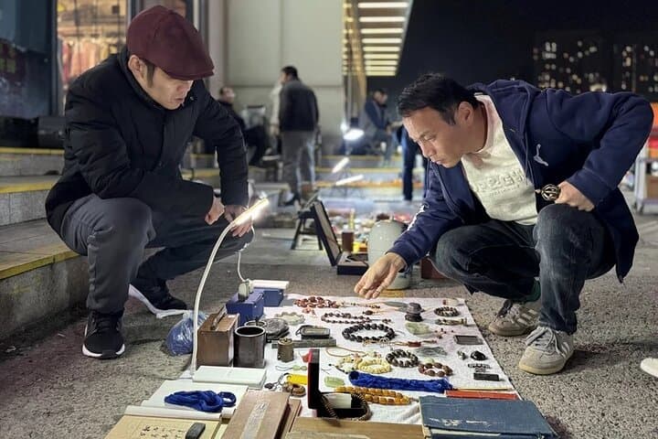 Beijing Ghost Market Night Tour: Antiques, Snacks & Local Secrets